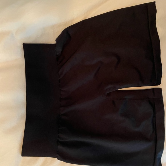 Nvgtn black seamless shorts. Medium. Washed but not worn - Picture 5 of 5